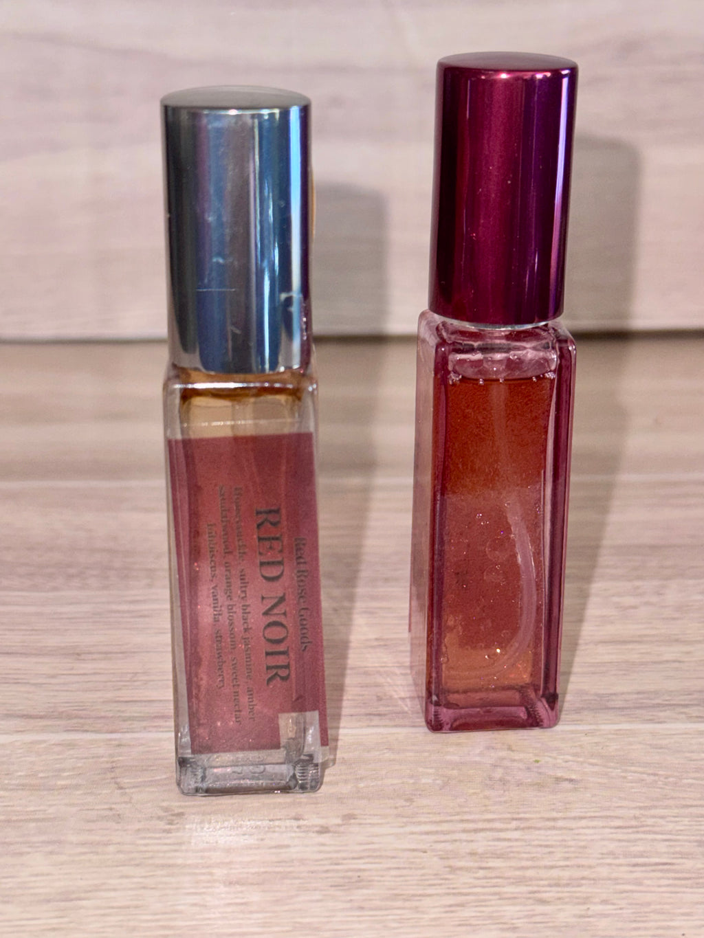 Red noir perfume